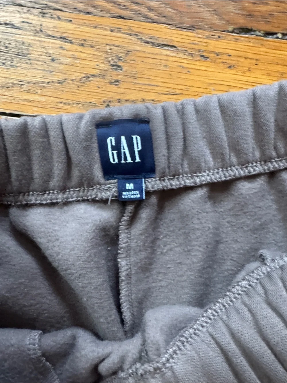 NWOT GAP High Rise VintageSoft Relaxed Joggers